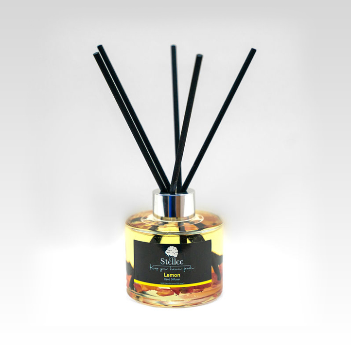 Diffuseur bâtonnets aux pétales – Diffuseurs de parfum naturels pour une maison élégante